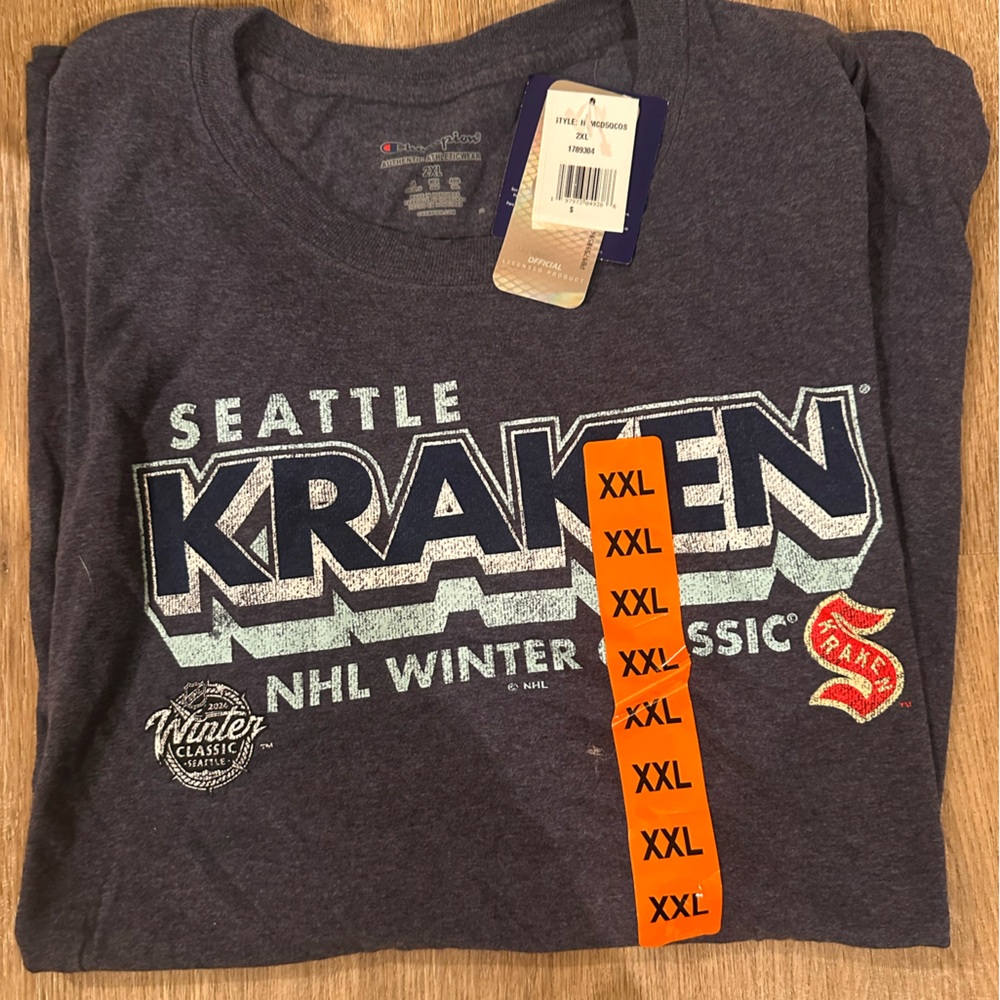 Gildan Dark Gray Seattle Graphic T-Shirt